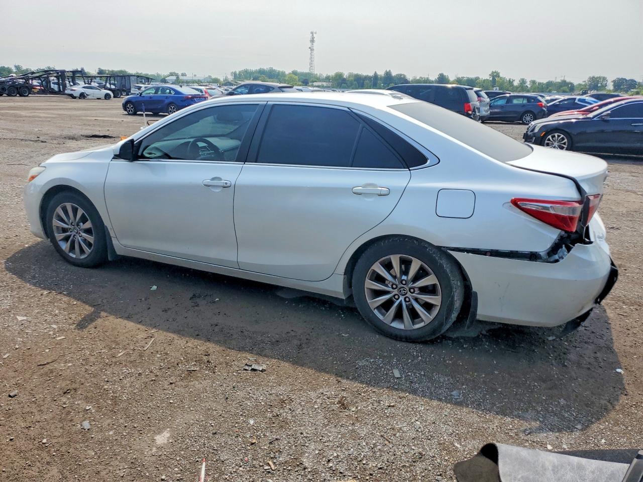 2017 TOYOTA CAMRY HYBRID — снимка 2