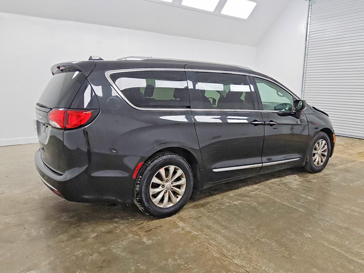 2019 CHRYSLER PACIFICA TOURING L — снимка 3