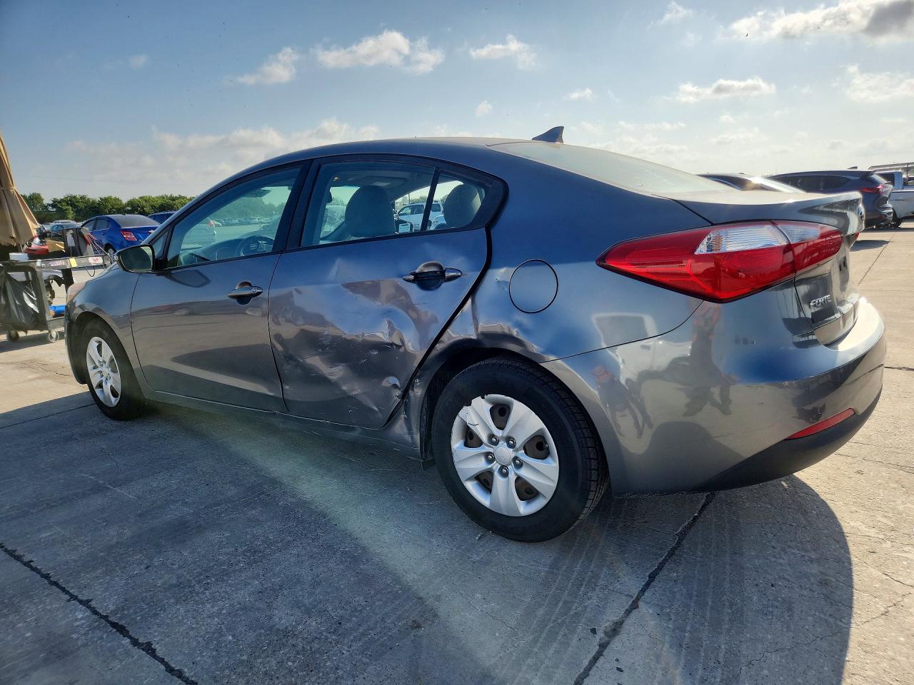 2016 KIA FORTE LX — снимка 2