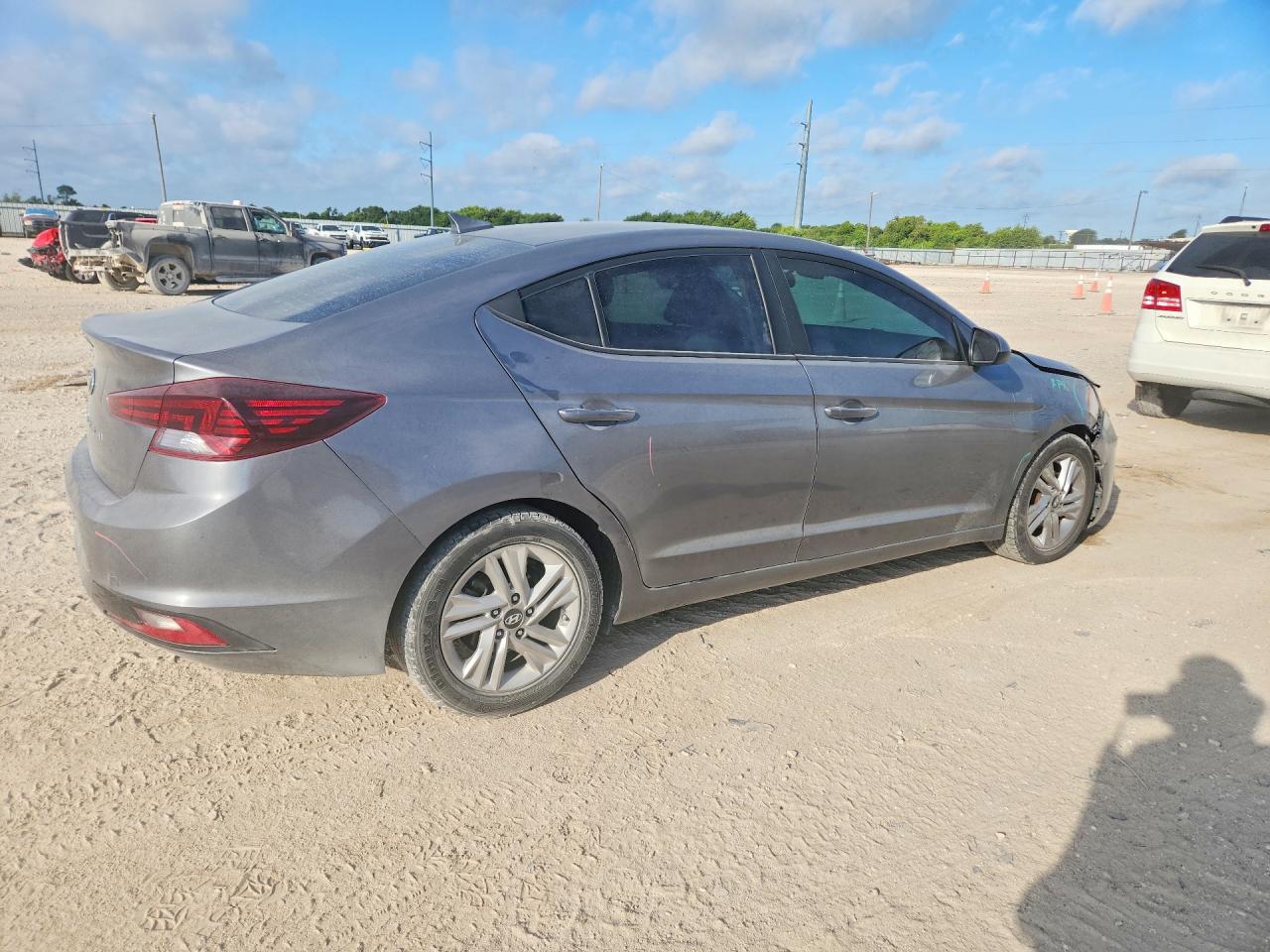 2019 HYUNDAI ELANTRA SEL — снимка 3
