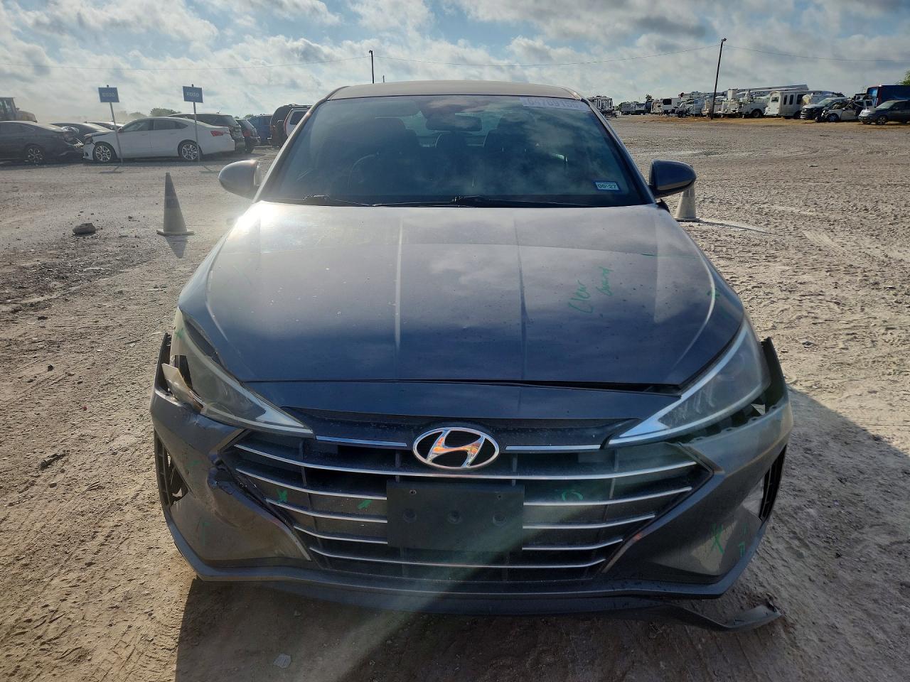 2019 HYUNDAI ELANTRA SEL — снимка 5