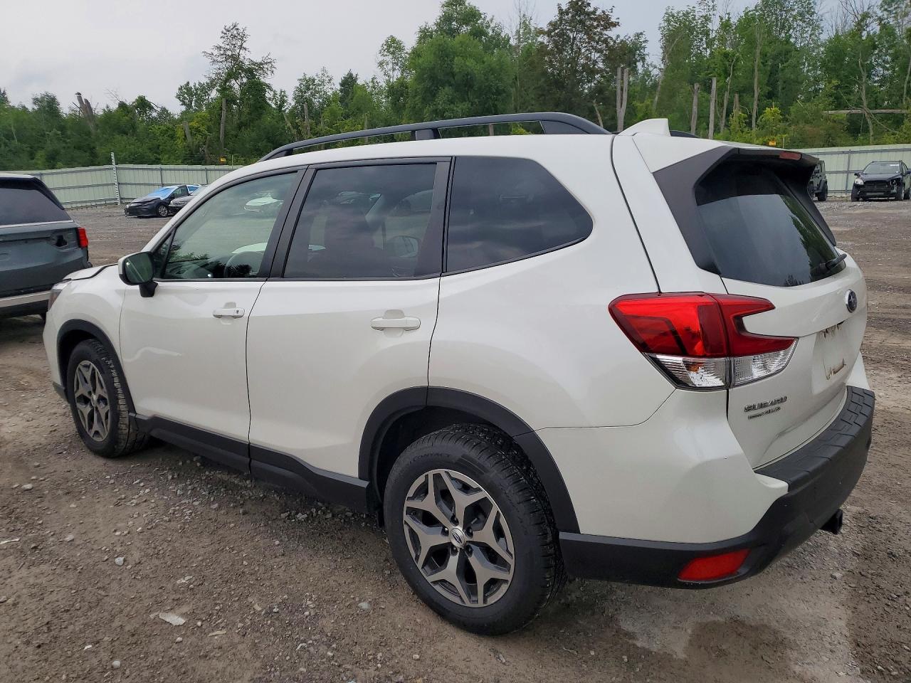 2020 SUBARU FORESTER PREMIUM — снимка 2