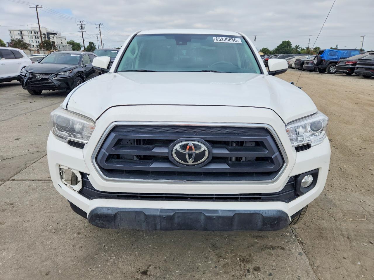 2023 TOYOTA TACOMA SR5 V6 — снимка 5
