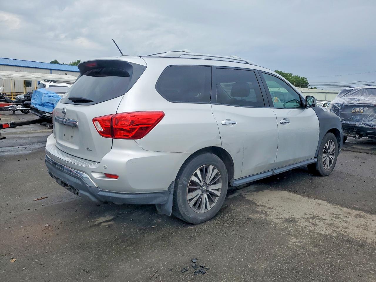2017 NISSAN PATHFINDER SL — снимка 3