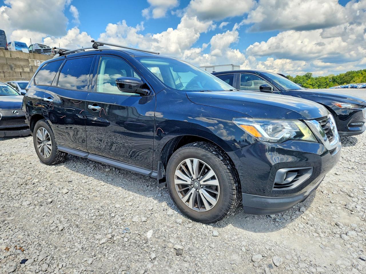 2017 NISSAN PATHFINDER SV — снимка 4