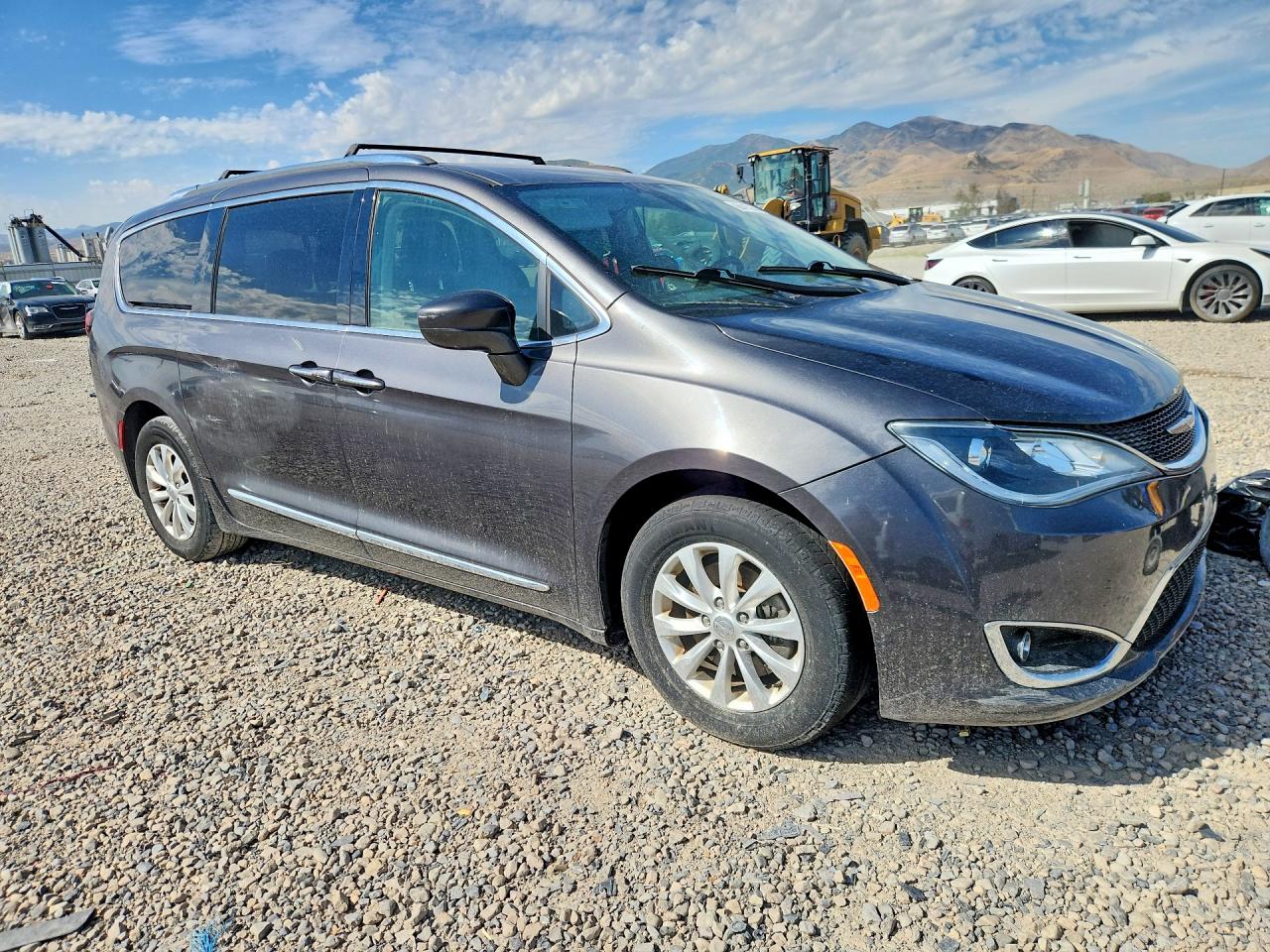 2019 CHRYSLER PACIFICA TOURING L — снимка 4