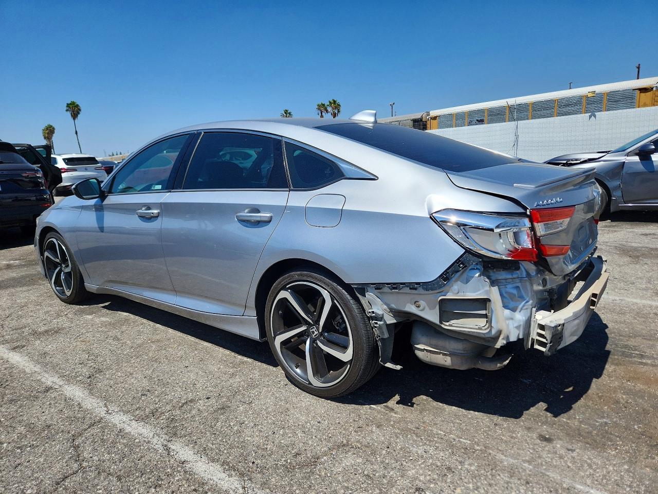 2020 HONDA ACCORD SPORT — снимка 2