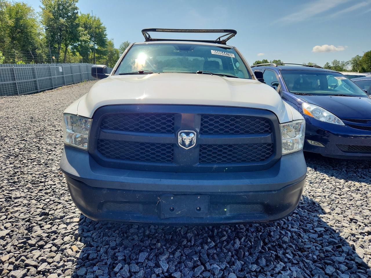 2017 RAM 1500 ST — снимка 5
