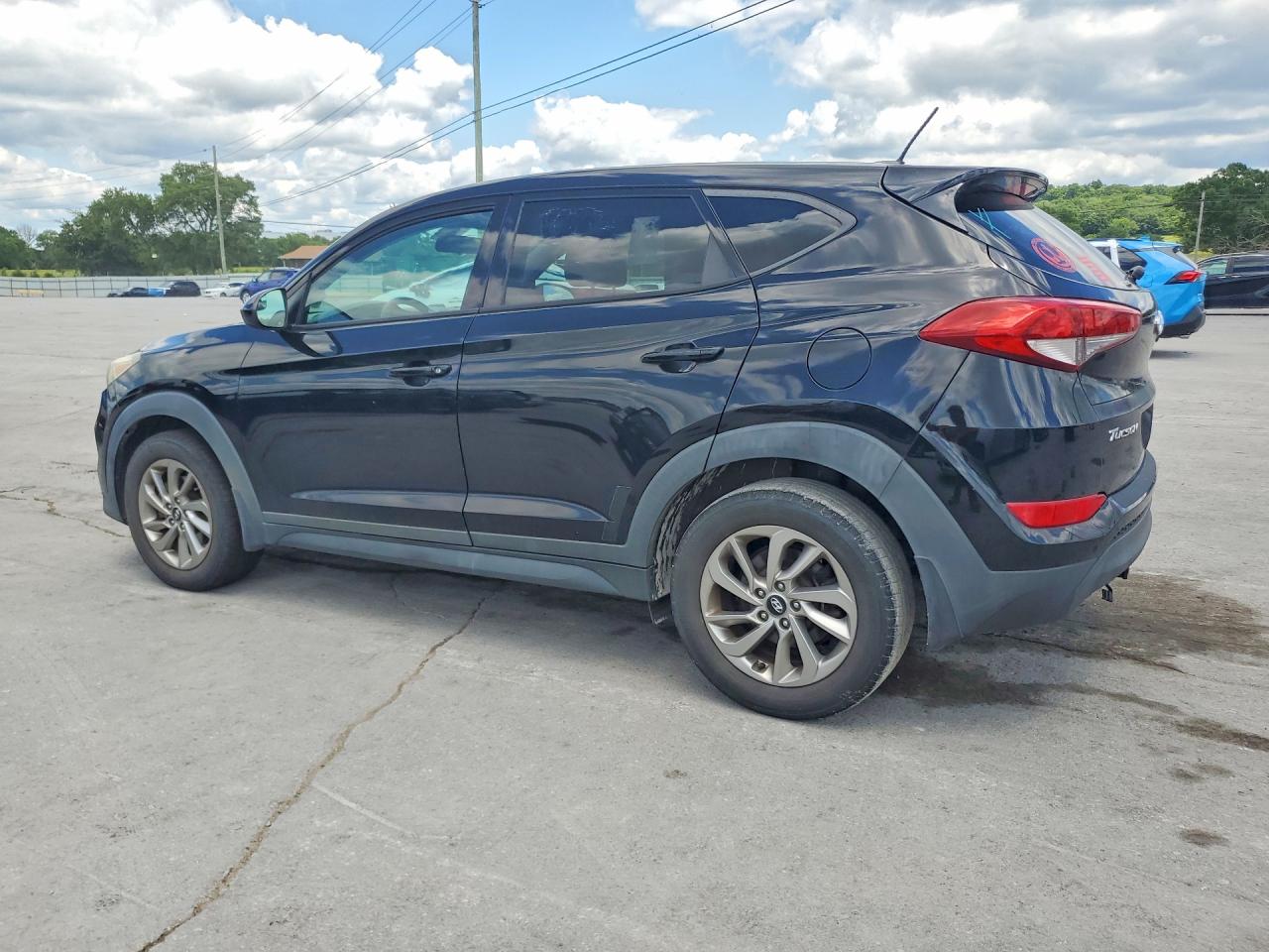2016 HYUNDAI TUCSON SE — снимка 2