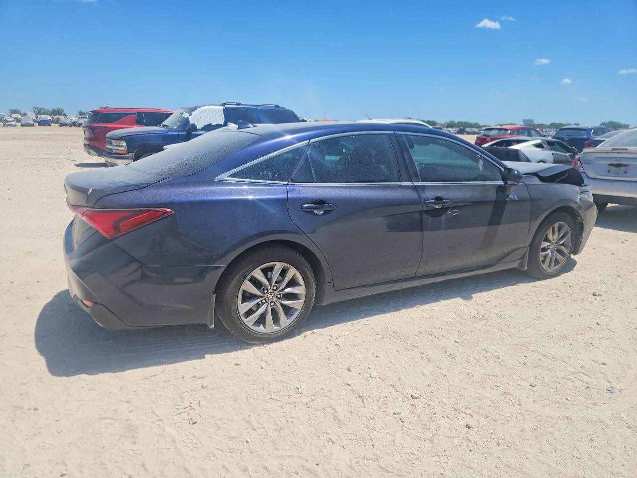2022 TOYOTA AVALON XLE — снимка 3