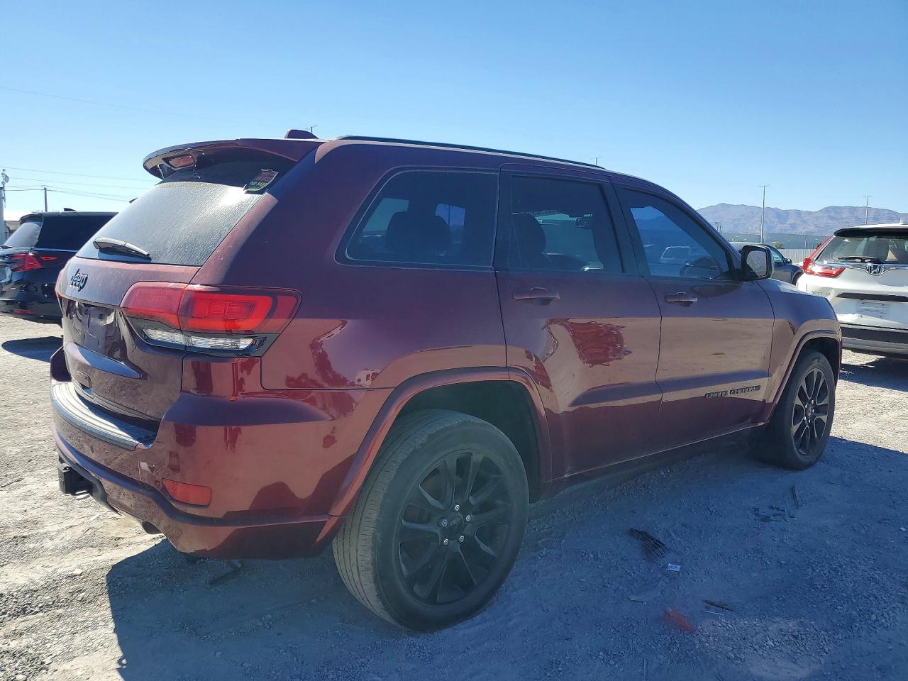 2017 JEEP GRAND CHEROKEE LAREDO — снимка 3