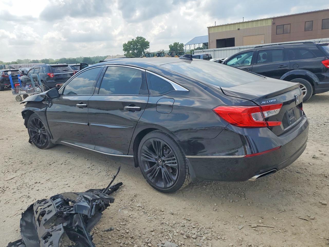 2018 HONDA ACCORD TOURING — снимка 2