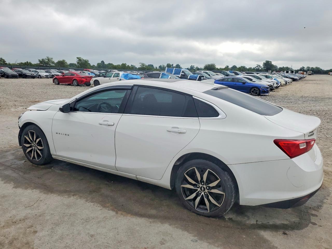 2018 CHEVROLET MALIBU LT — снимка 2