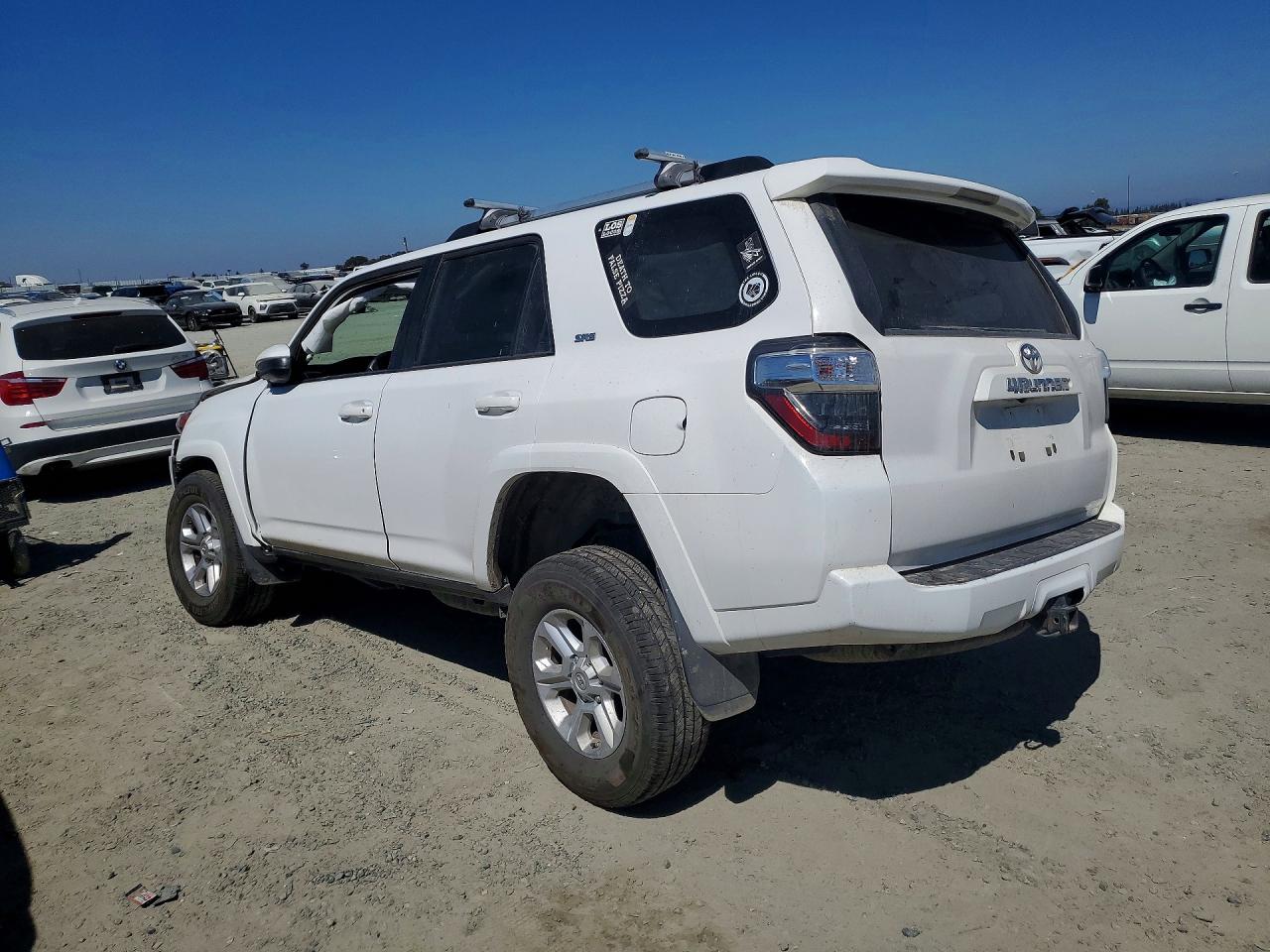 2019 TOYOTA 4RUNNER SR5 — снимка 2