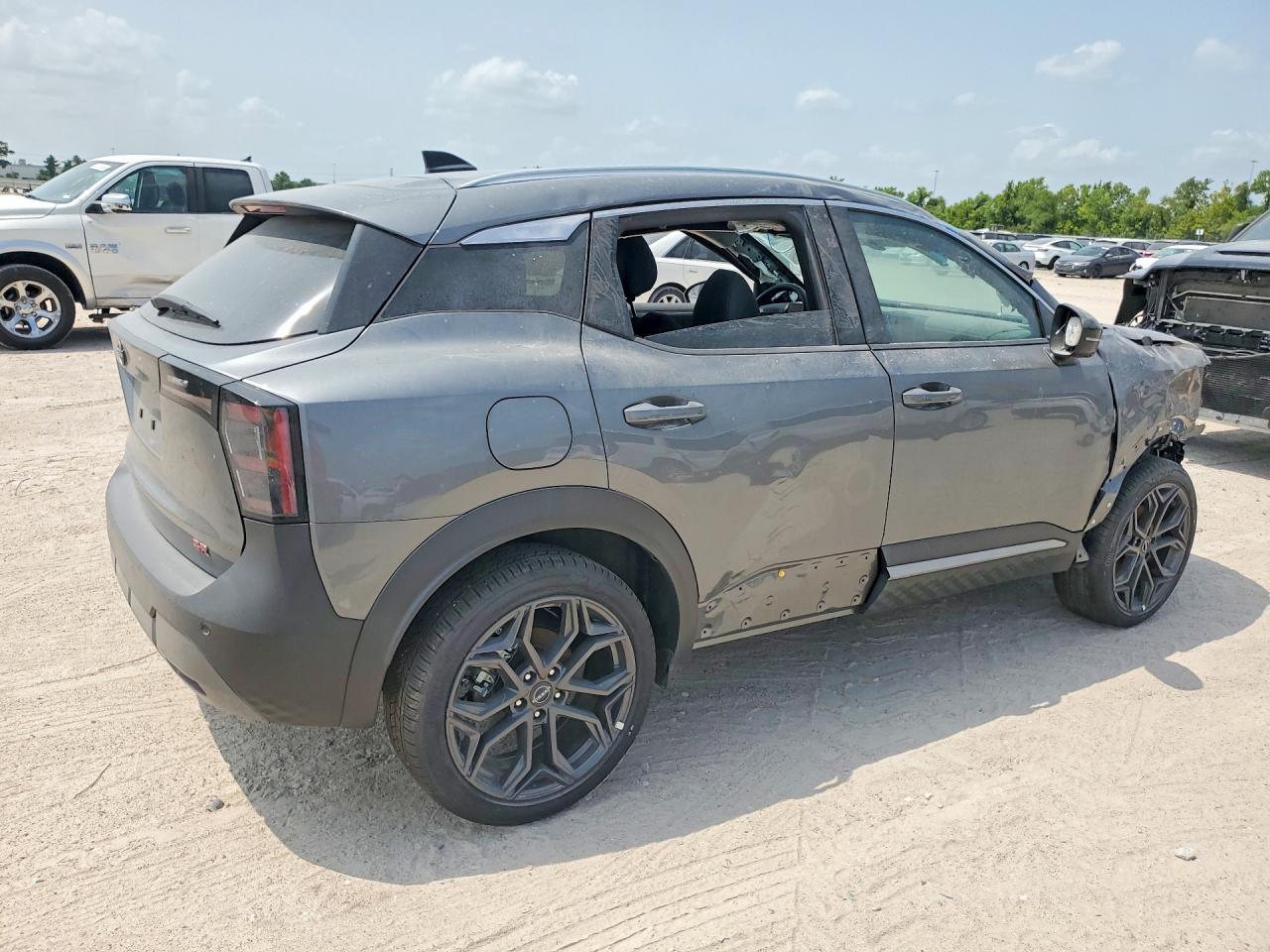 2026 NISSAN KICKS SR — снимка 3
