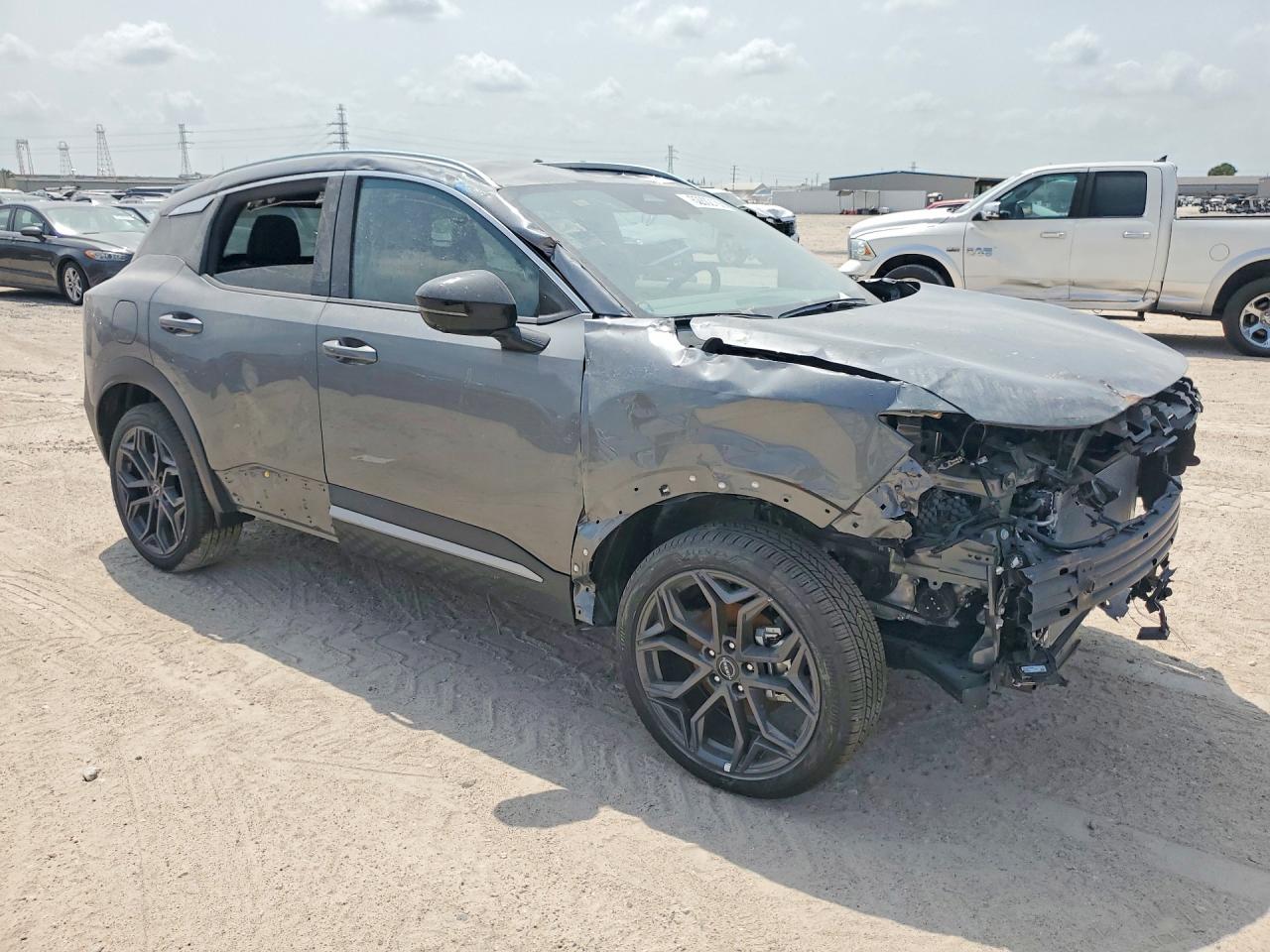 2026 NISSAN KICKS SR — снимка 4
