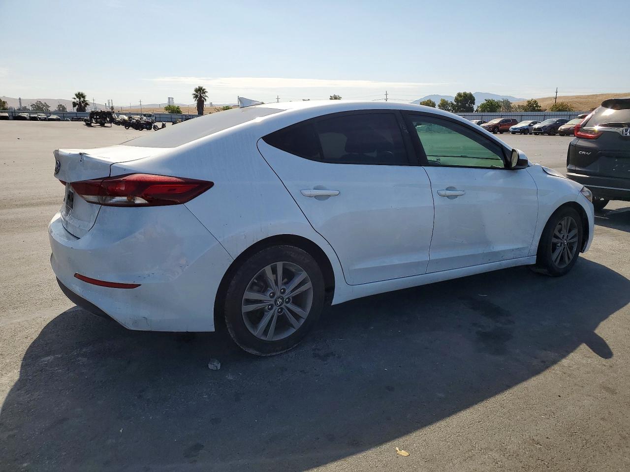 2018 HYUNDAI ELANTRA SEL — снимка 3