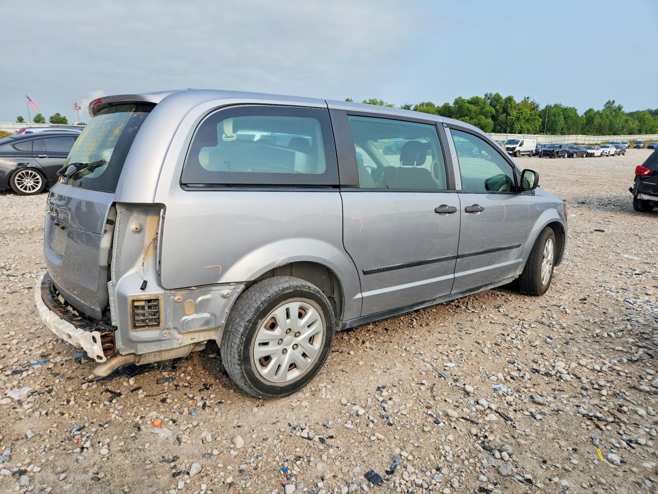 2015 DODGE GRAND CARAVAN SE — снимка 3