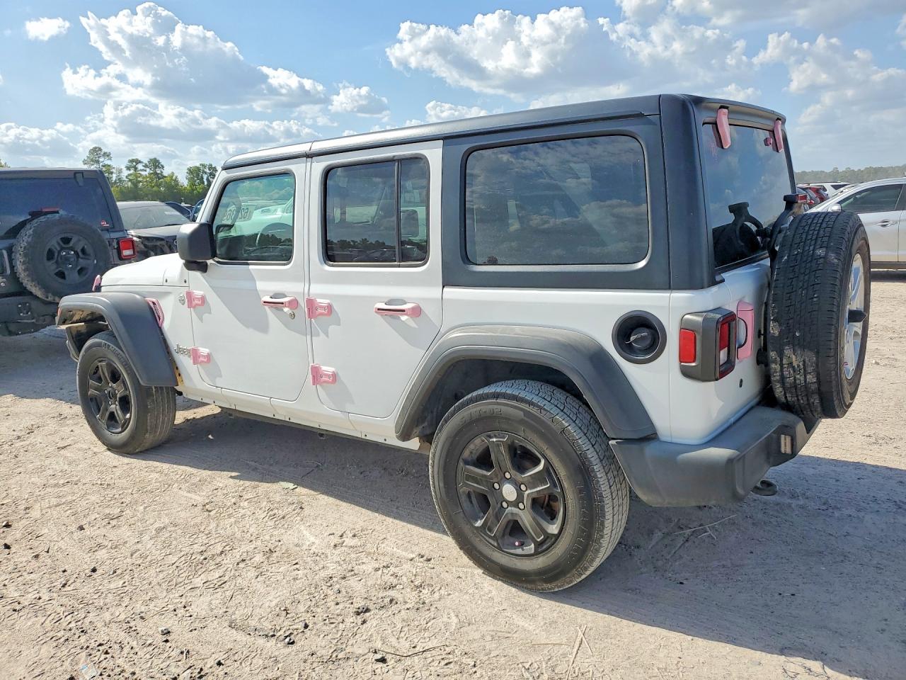 2020 JEEP WRANGLER UNLIMITED SPORT — снимка 2