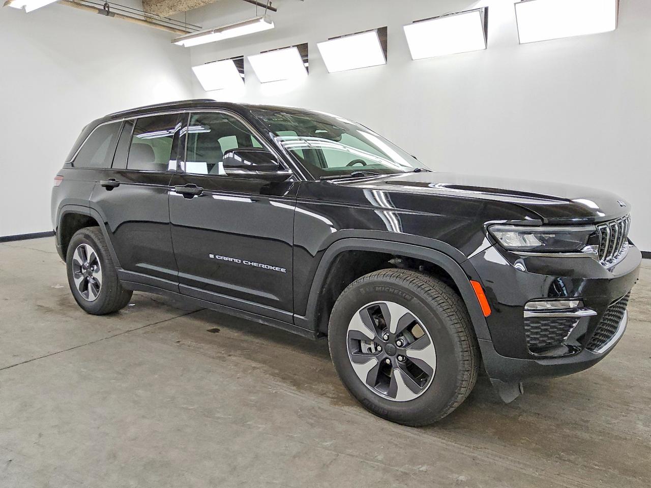 2022 JEEP GRAND CHEROKEE LIMITED 4XE — снимка 4