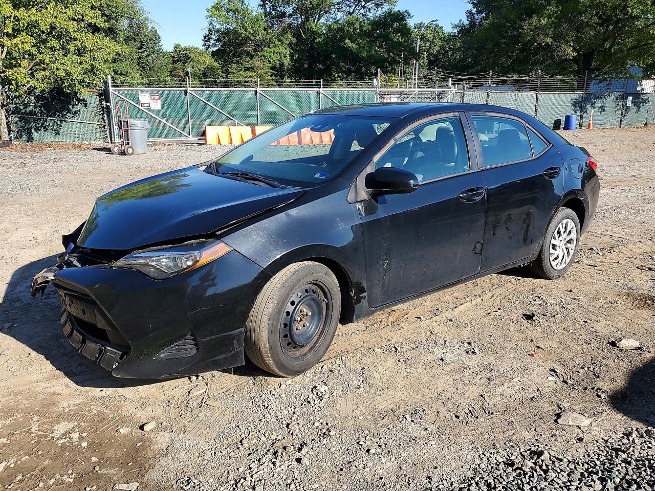2019 TOYOTA COROLLA LE