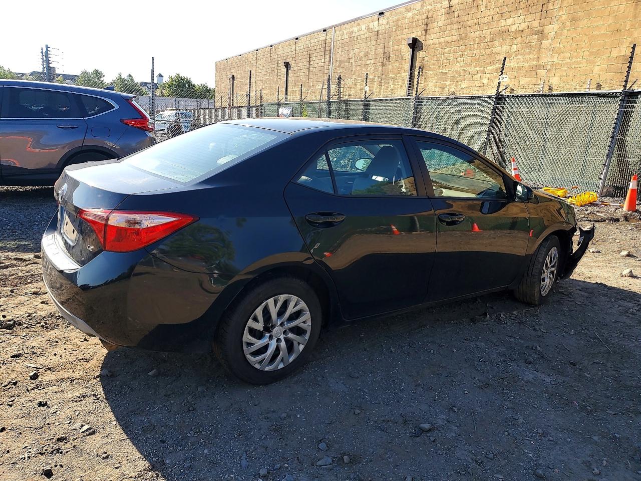 2019 TOYOTA COROLLA LE — снимка 3