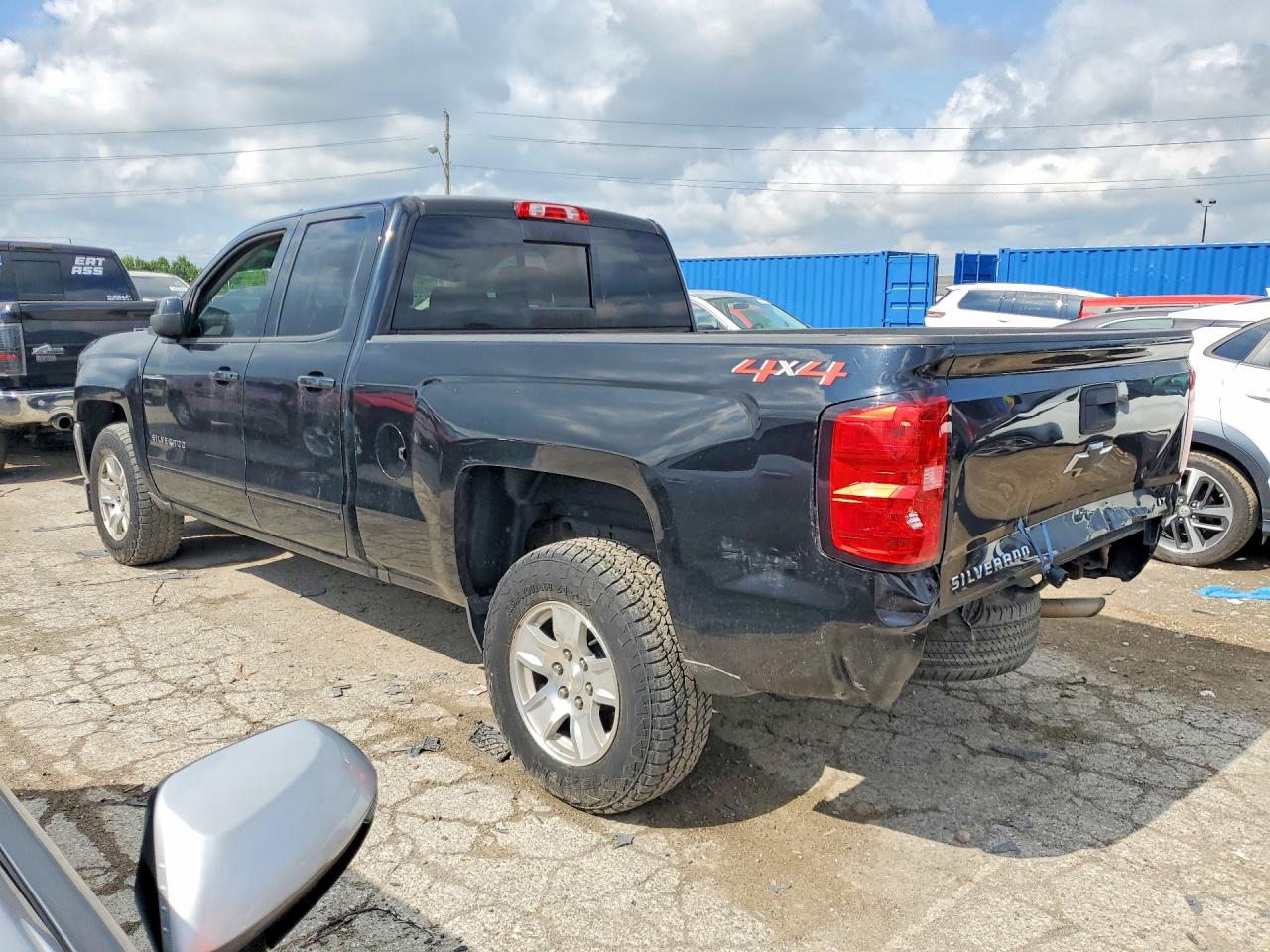 2018 CHEVROLET SILVEO1500 — снимка 2