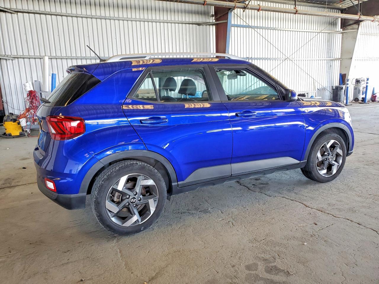 2023 HYUNDAI VENUE LIMITED — снимка 3