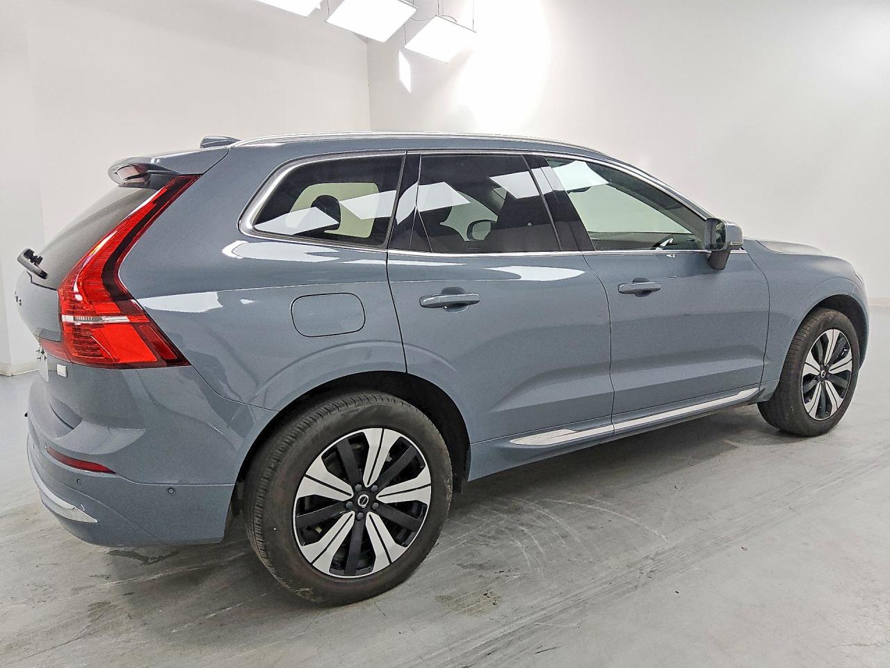 2023 VOLVO XC60 PLUS — снимка 3