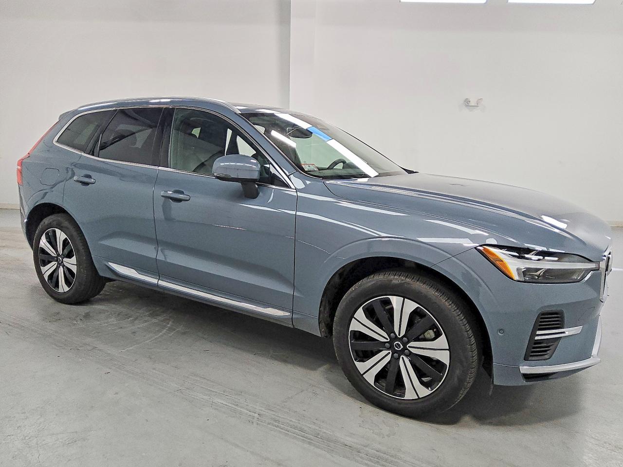 2023 VOLVO XC60 PLUS — снимка 4