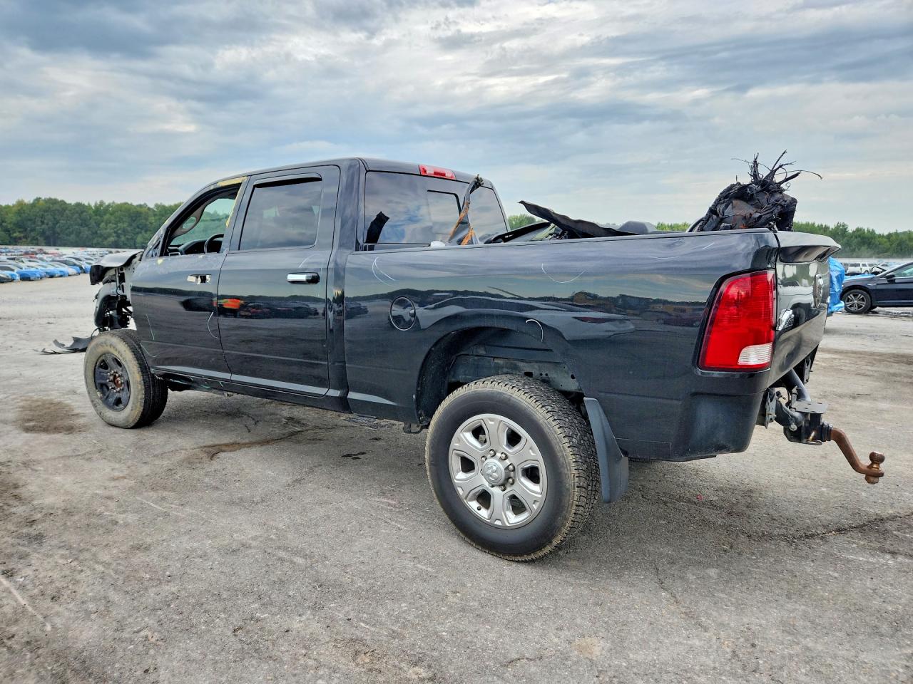 2018 RAM 2500 SLT — снимка 2