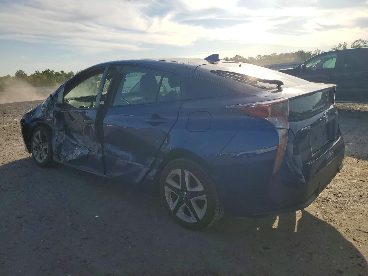 2017 TOYOTA PRIUS THREE TOURING — снимка 2