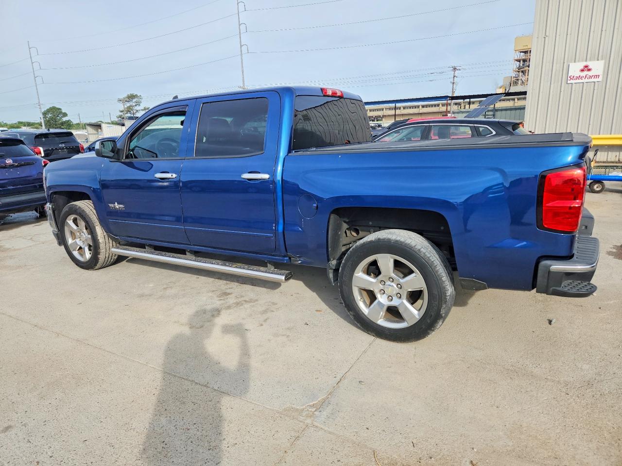 2017 CHEVROLET SILVERADO C1500 LT — снимка 2