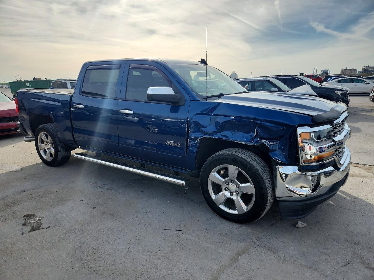 2017 CHEVROLET SILVERADO C1500 LT — снимка 4