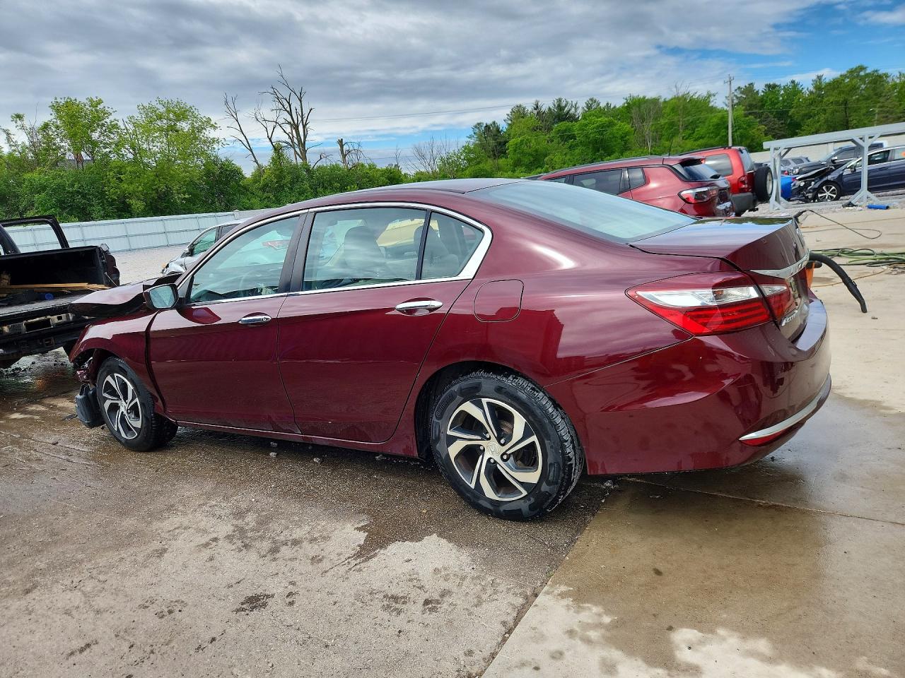 2017 HONDA ACCORD LX — снимка 2