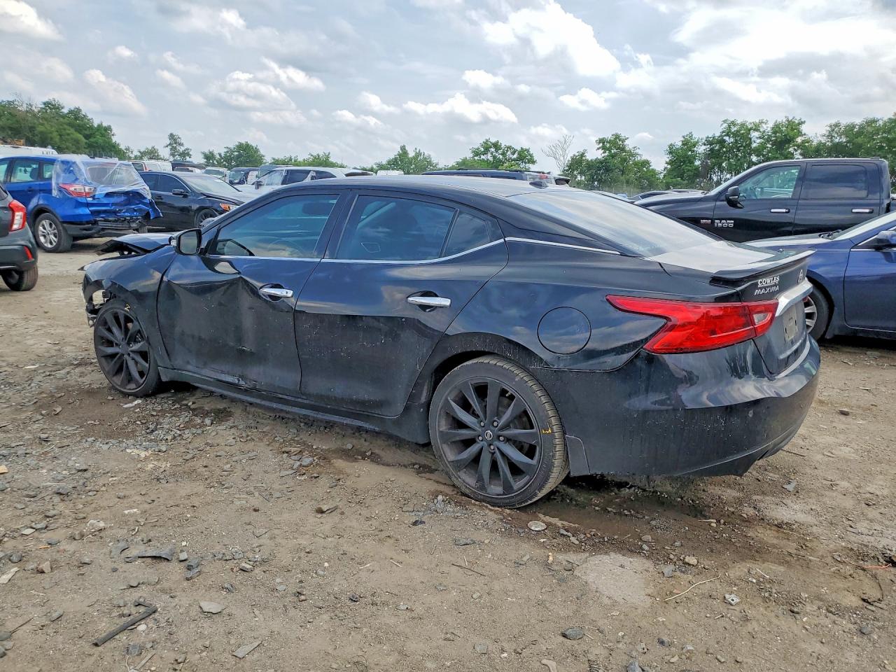 2017 NISSAN MAXIMA 3.5 SR — снимка 2