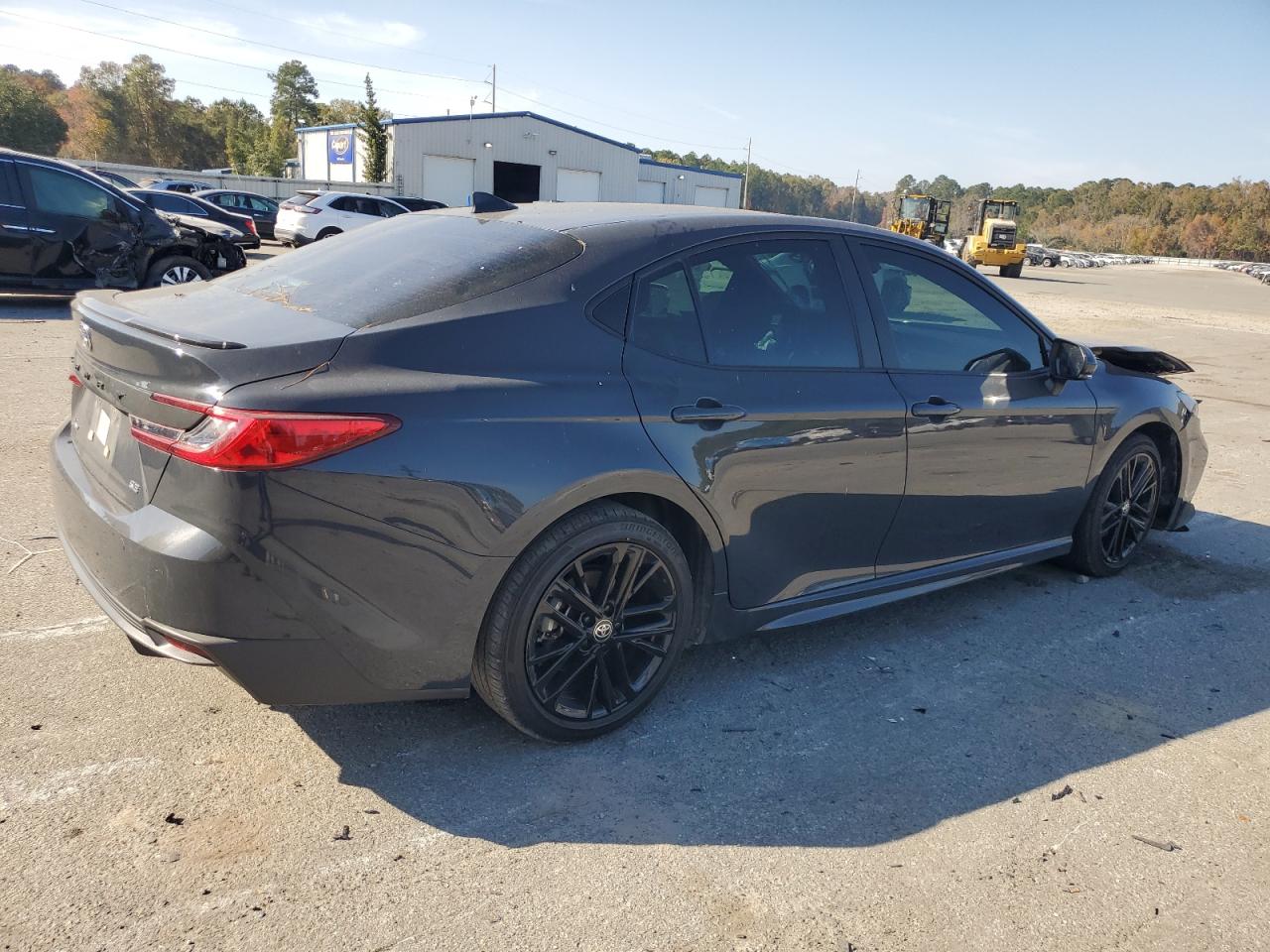 2025 TOYOTA CAMRY XSE — снимка 3