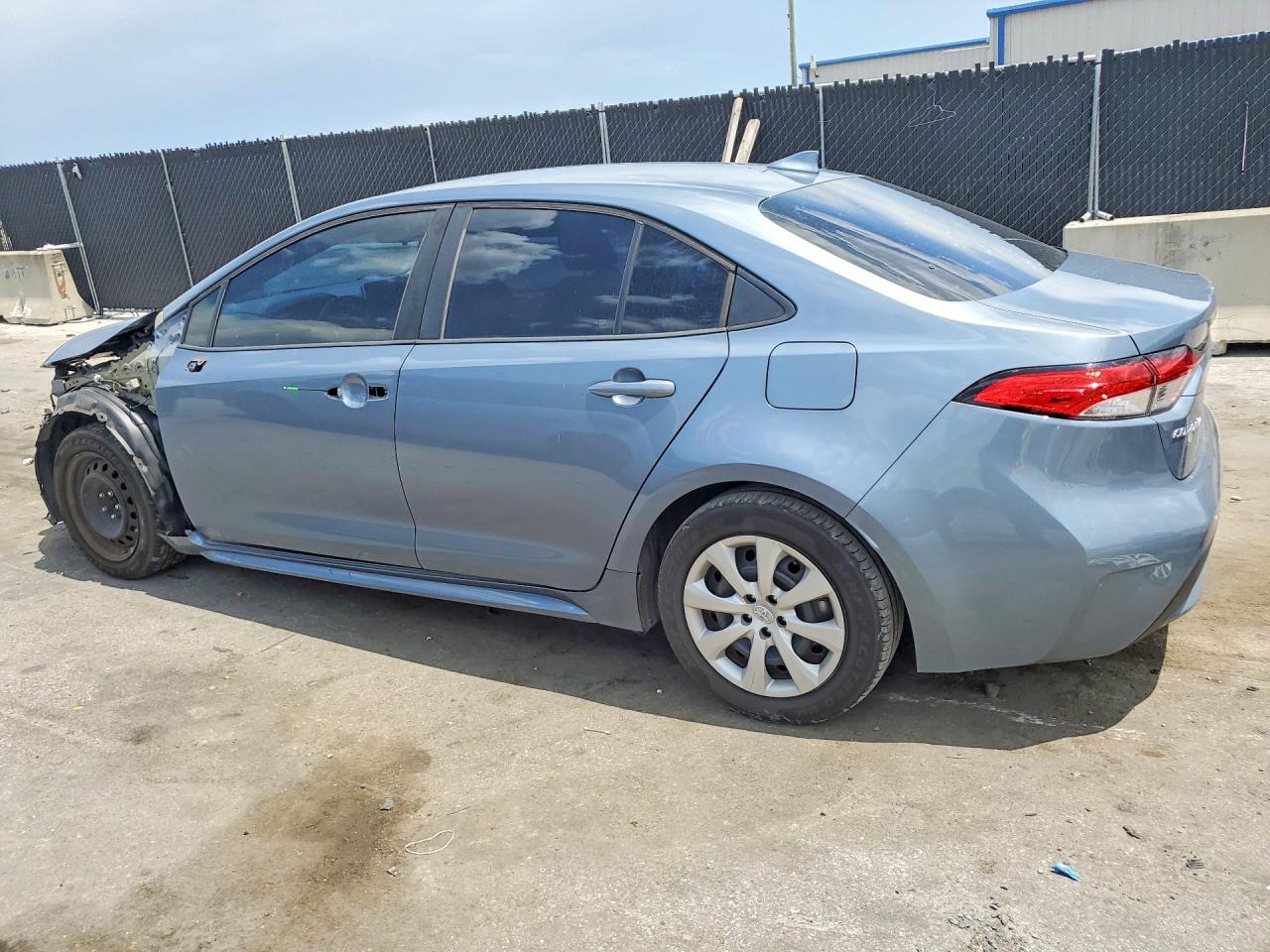 2020 TOYOTA COROLLA LE — снимка 2