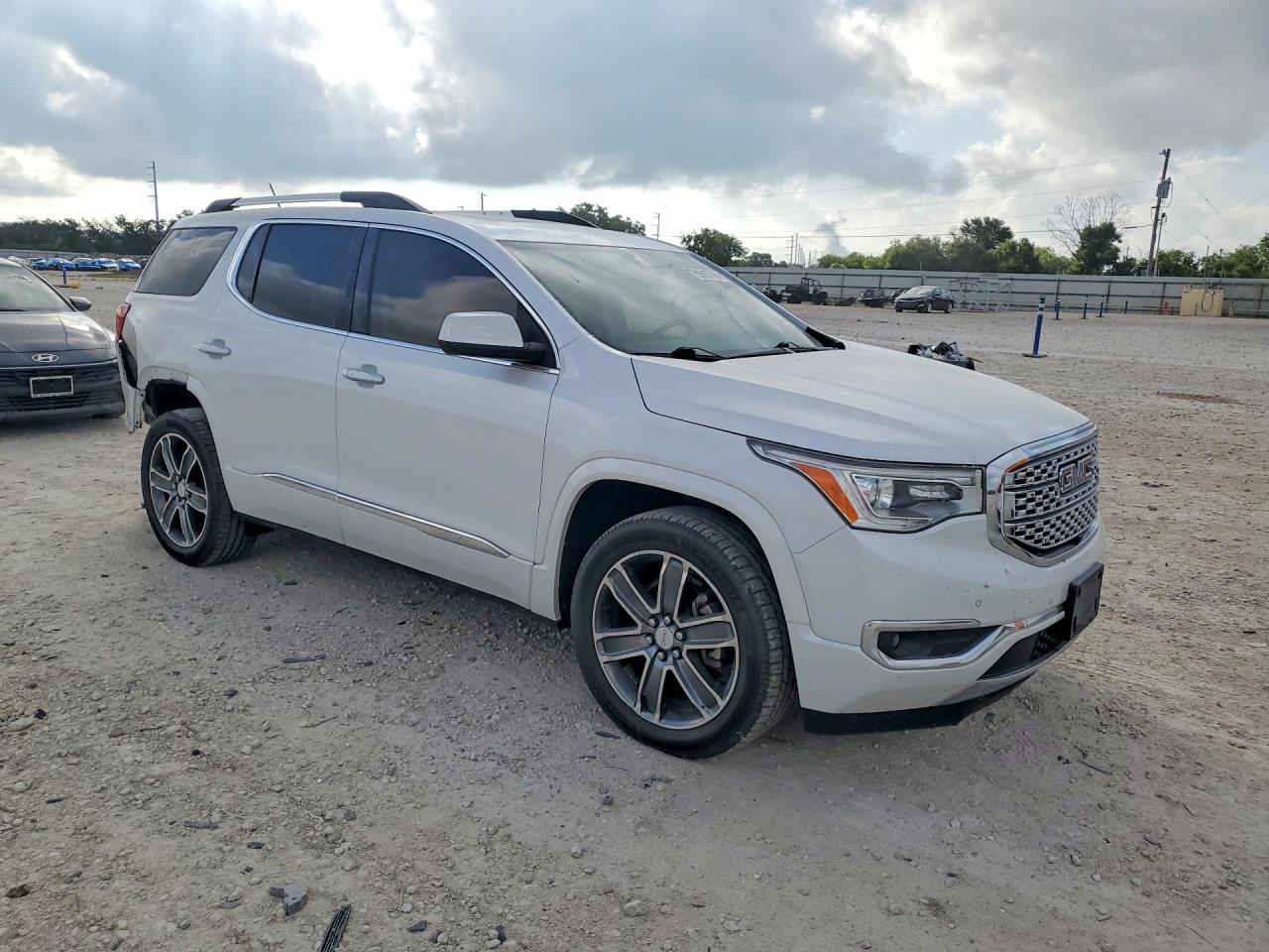 2019 GMC ACADIA DENALI — снимка 4