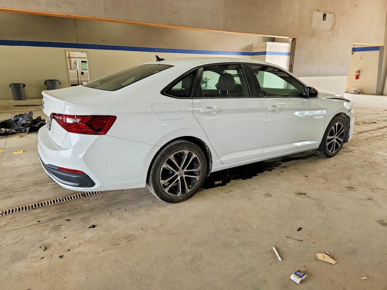 2023 VOLKSWAGEN JETTA SPORT — снимка 3