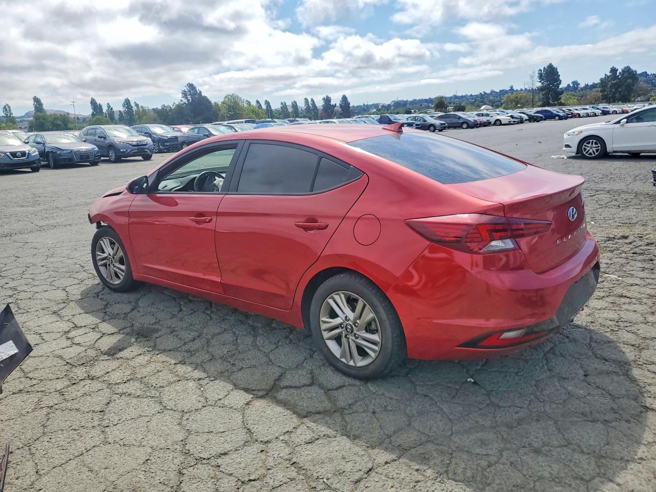 2019 HYUNDAI ELANTRA SEL — снимка 2