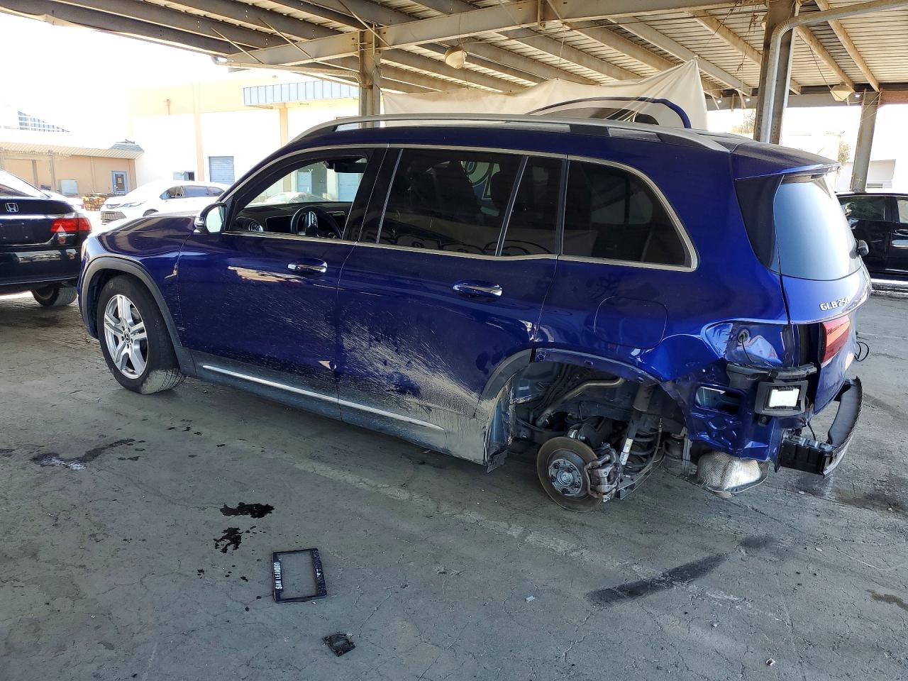 2020 MERCEDES-BENZ GLB 250 4MATIC — снимка 2