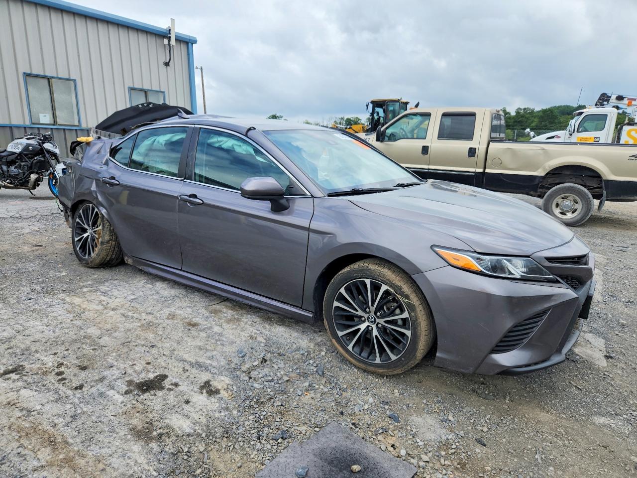 2019 TOYOTA CAMRY SE — снимка 4