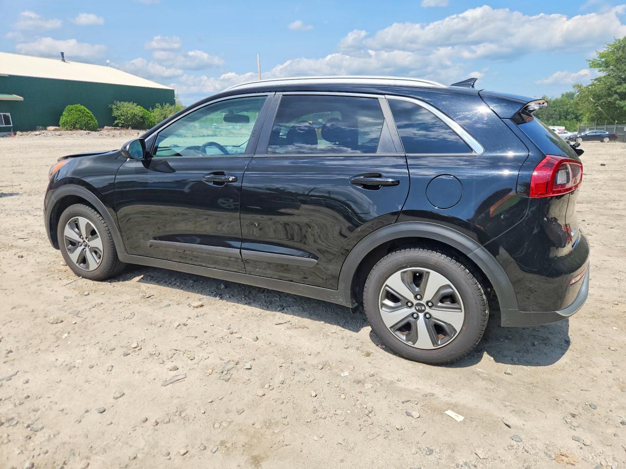 2017 KIA NIRO LX — снимка 2