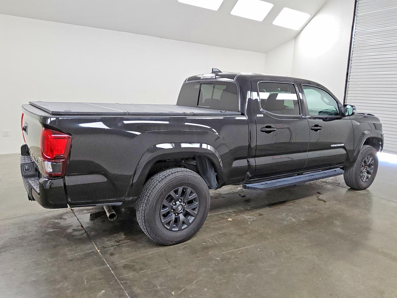 2023 TOYOTA TACOMA SR5 V6 — снимка 3