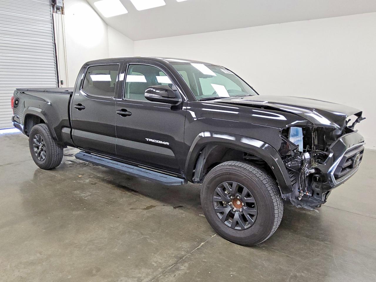 2023 TOYOTA TACOMA SR5 V6 — снимка 4