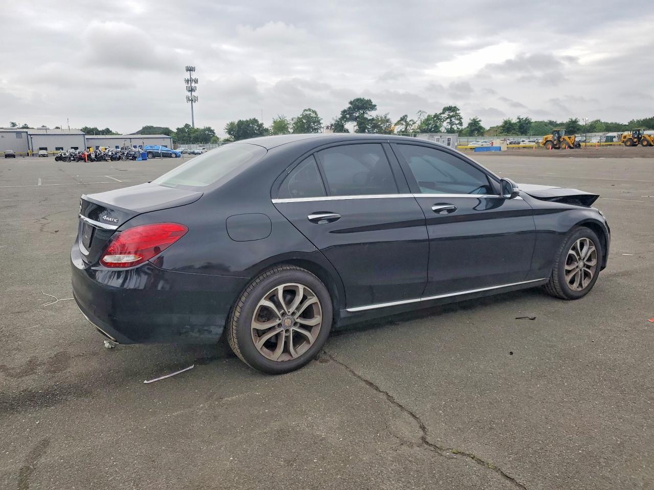 2017 MERCEDES-BENZ C 300 4MATIC — снимка 3