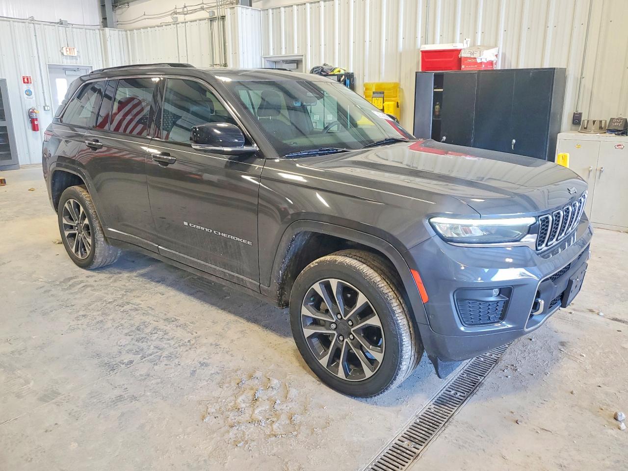 2022 JEEP GRAND CHEROKEE OVERLAND — снимка 4