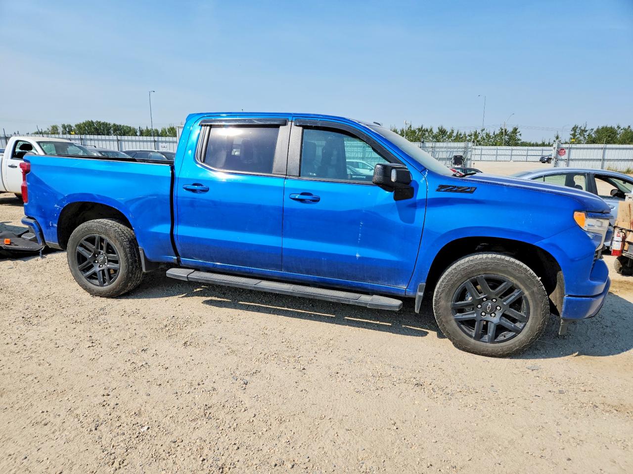 2024 CHEVROLET SILVERADO K1500 RST — снимка 4