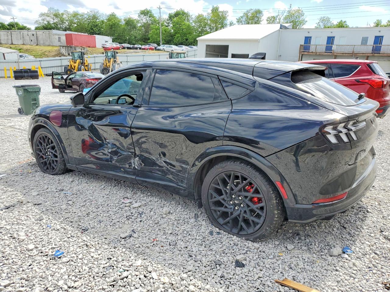 2023 FORD MUSTANG MACH-E GT — снимка 2